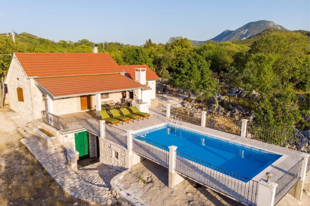 Villa Menalo Neum Buitenkant foto