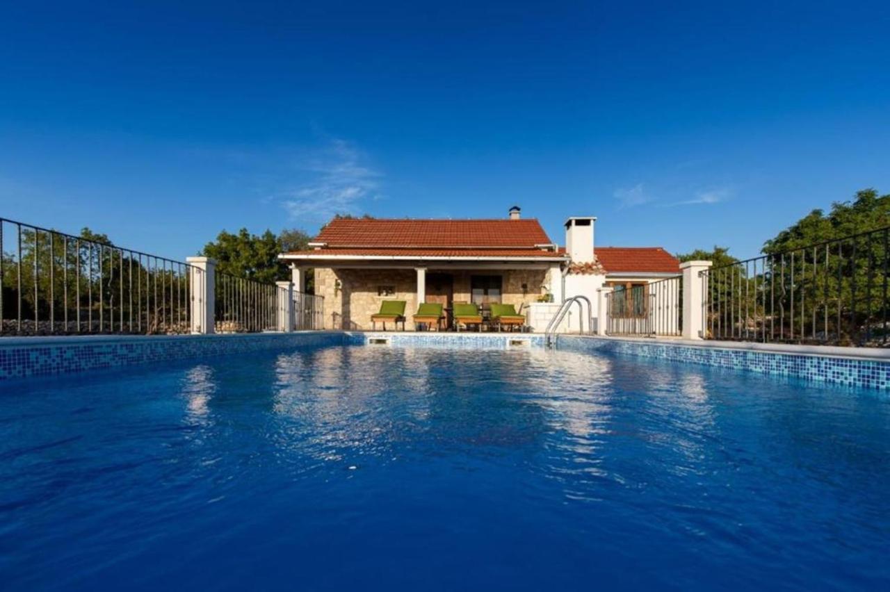 Villa Menalo Neum Buitenkant foto