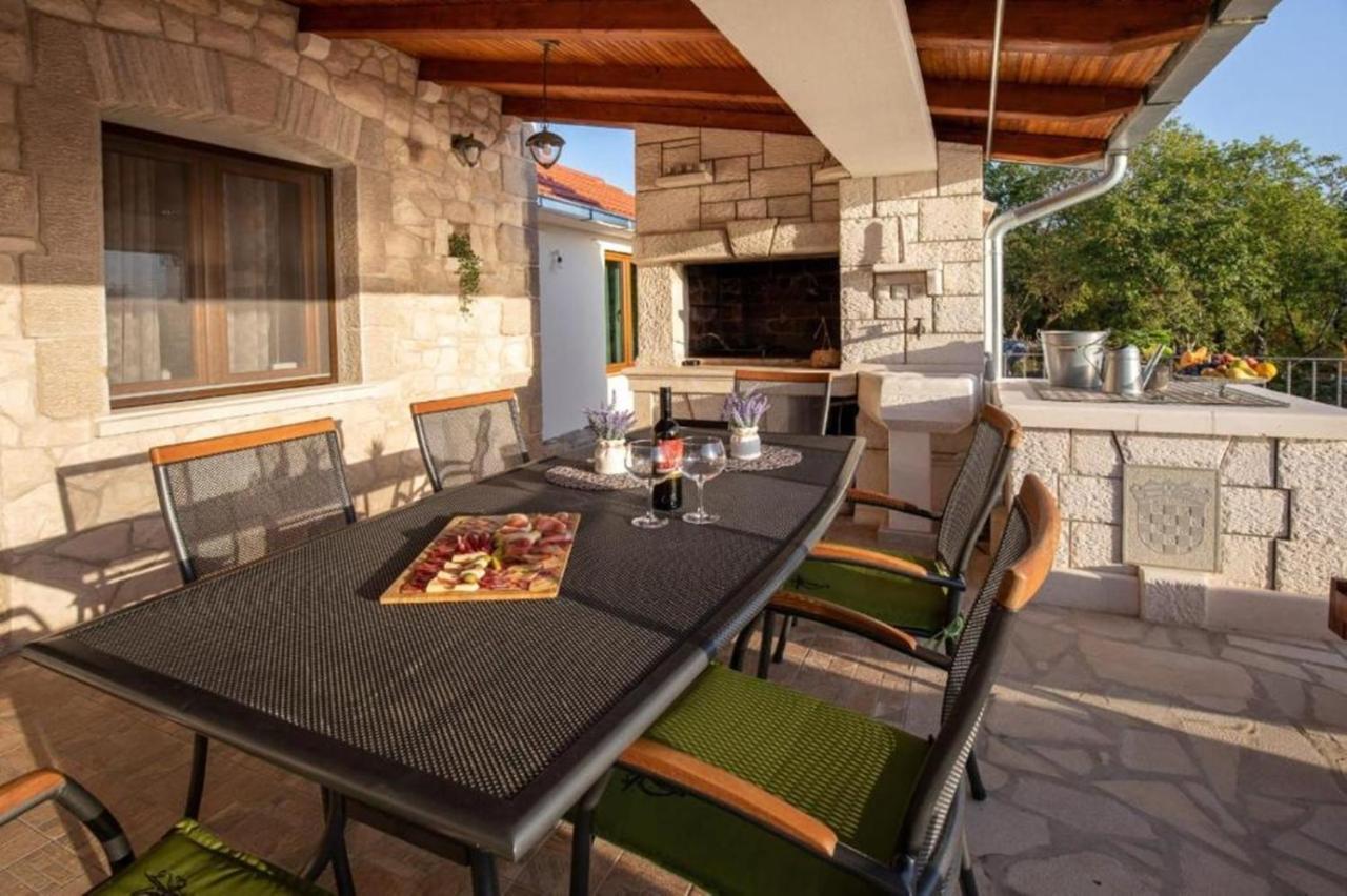 Villa Menalo Neum Buitenkant foto
